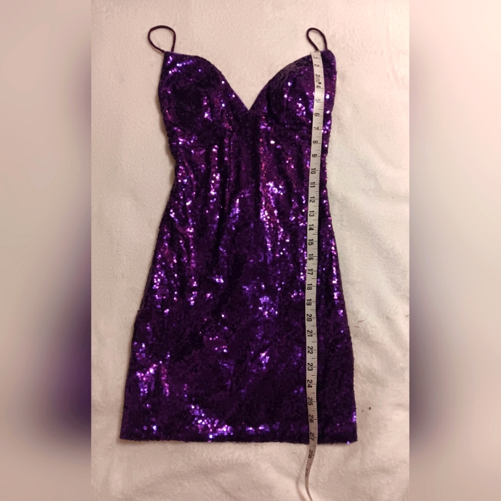 NEW Never Worn Sequin Lace-Back Dress - Picture 3 of 4